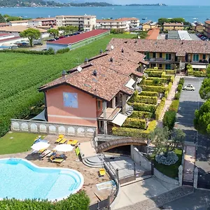  Holiday home Di Garda A 300m - House In Manerba Italy